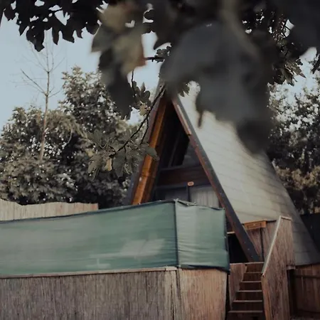 Hotel Bungalows The Araz Truzim